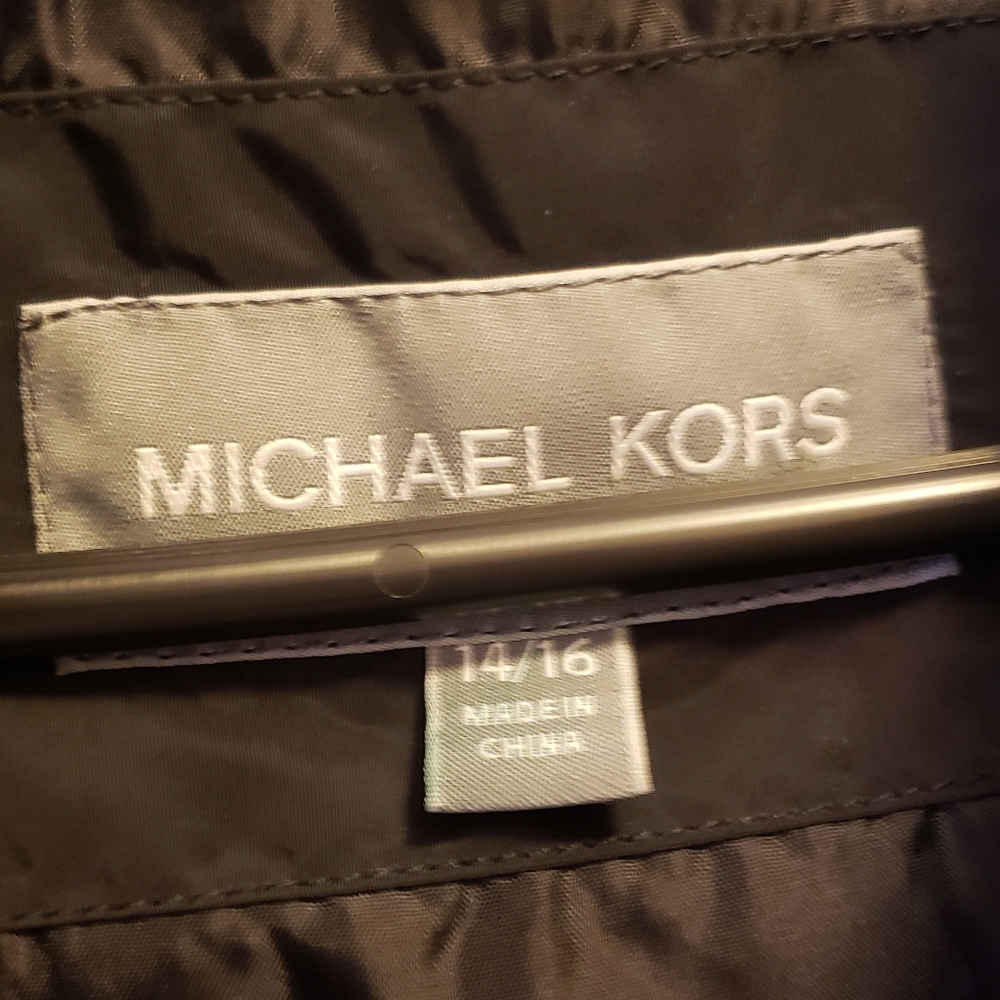 Michael Kors boys winter coat size 14/16 great shape!